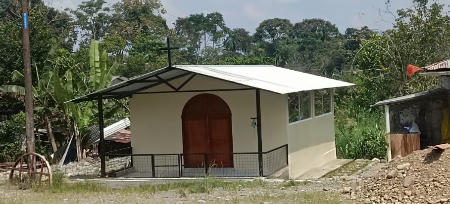 Obra social en el recinto El Cisne